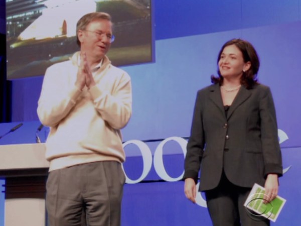Sheryl Sandberg, người phụ nữ quyền lực đằng sau thành công của Facebook là ai?