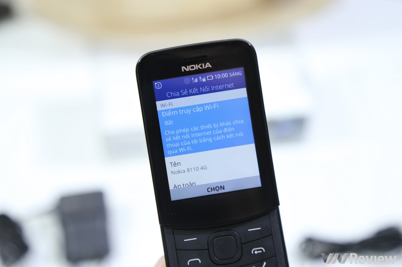 Nokia 8110 4G dùng làm cục phát Wi-Fi pin được bao lâu?