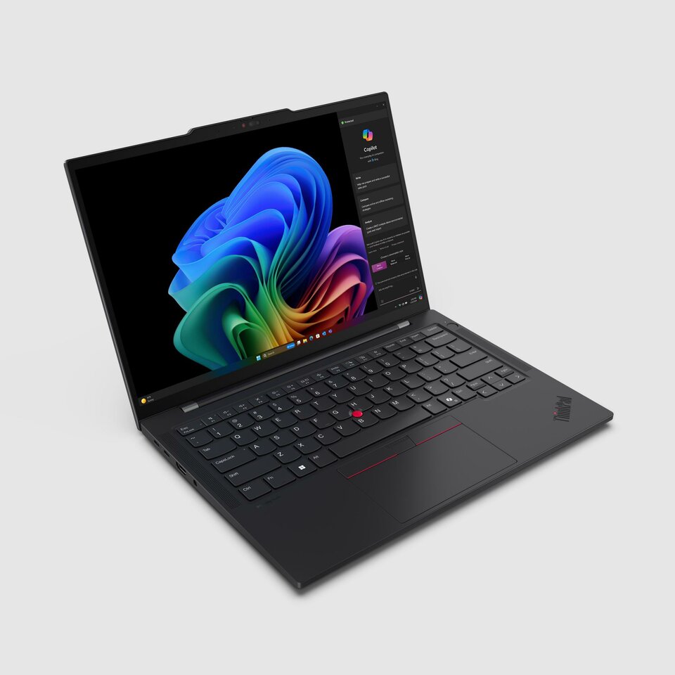 09_ThinkPad_T14s_6_Eclipse_Black_3Q_Front_Right_Open_KB_Display_png_75.jpg