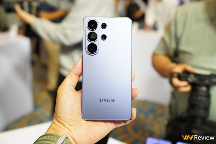 Báo Mỹ hối thúc Apple "sao chép" khẩn cấp một công nghệ đặc biệt trên Galaxy S26 Ultra
