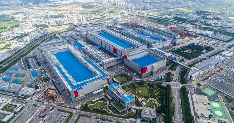 Samsung, SK Group bắt tay các ông lớn AI Mỹ trong loạt thỏa thuận trị giá 950 tỷ USD