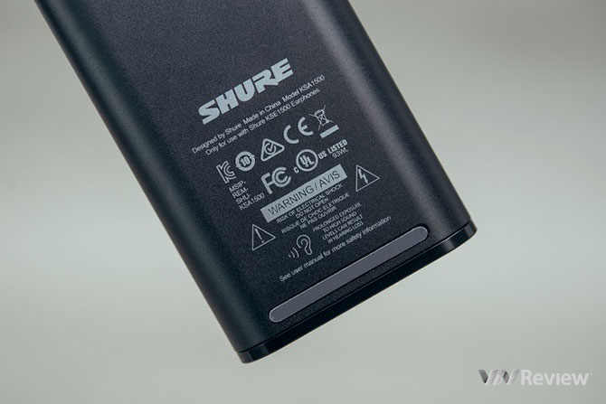 Trên tay Shure KSE1500: tai in-ear tĩnh điện đầu tiên thế giới, giá 85,5 triệu đồng
