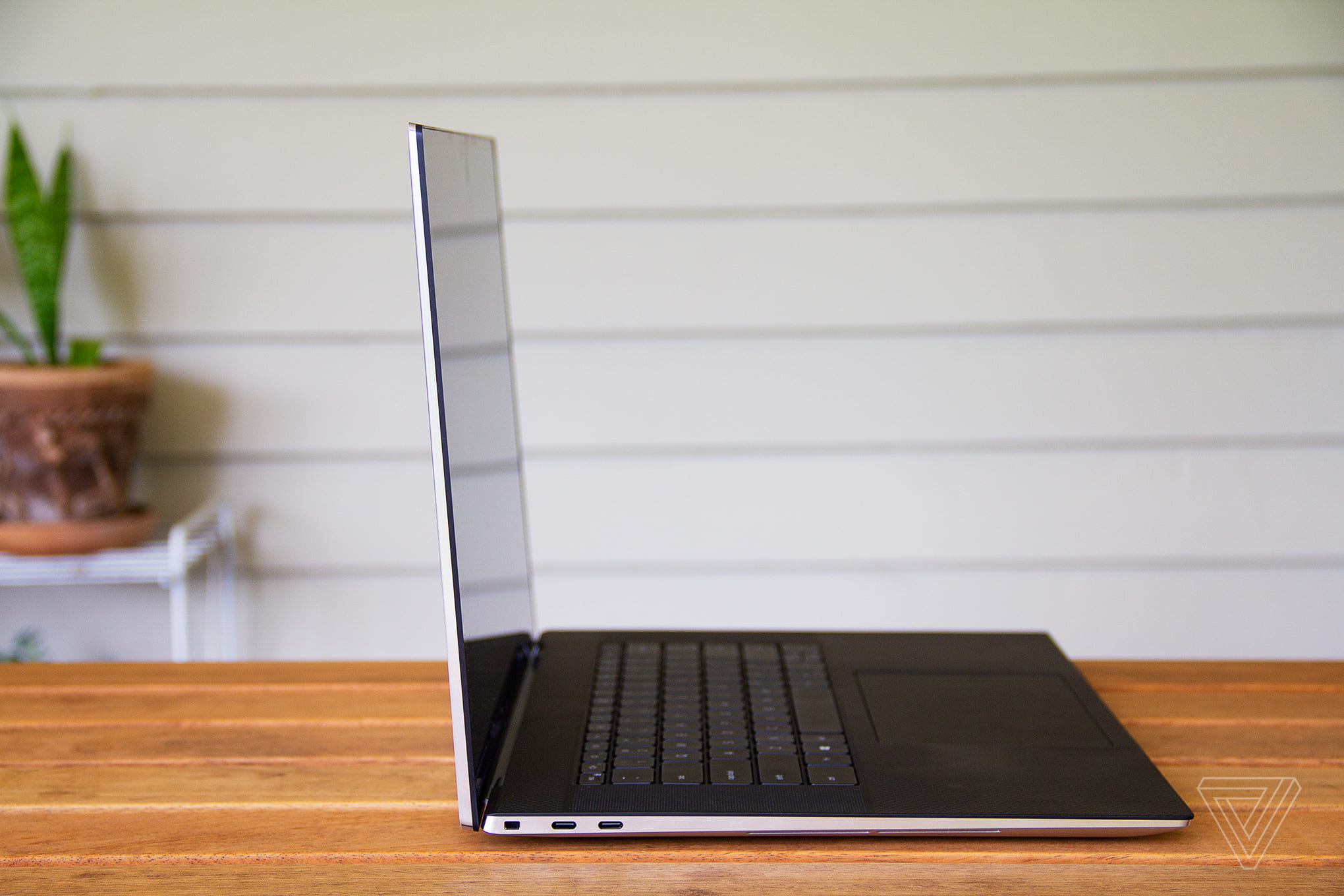 Đánh giá Dell XPS 17 (2020): Chiếc laptop 