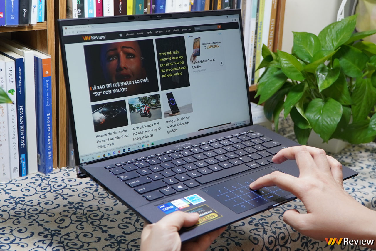 Trên tay Asus ExpertBook B9 2021: laptop mỏng nhẹ với nhiều tính năng độc đáo dành cho doanh nhân